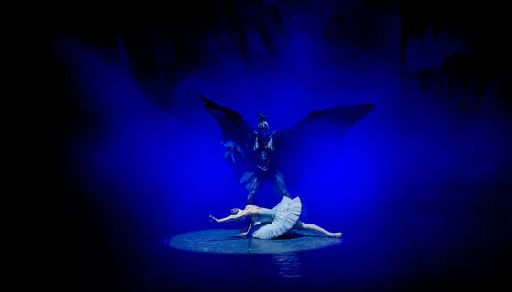 Балет «Лебединое озеро», Октябрьский