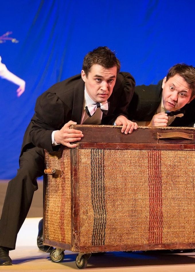 У ковчега в восемь