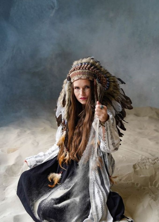 Евгения Рыбакова и группа «Обними Кита»